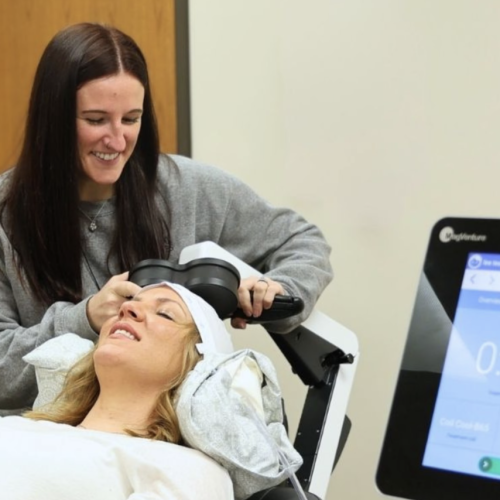 TMS vs. Antidepressants: Comparing Options for Depression Treatment